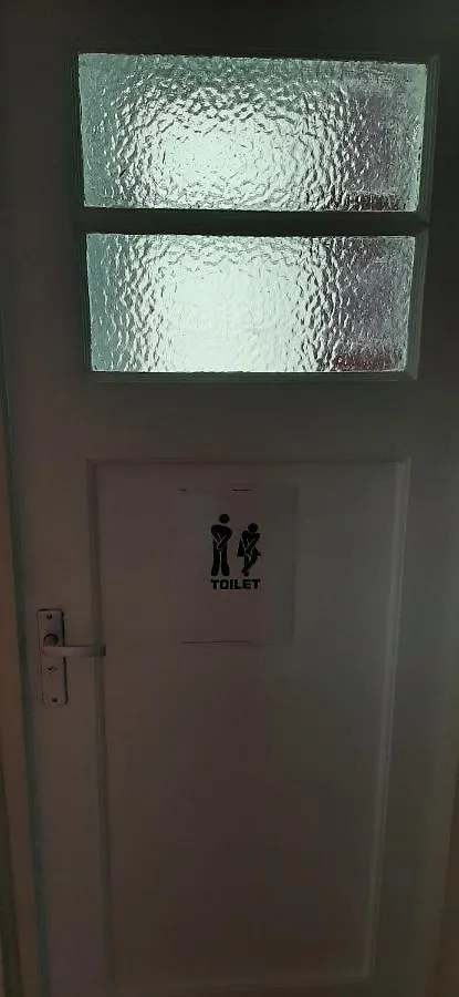 Nicole, Not For Parties, Not A Hotel, Room With Shared Bathroom, No Kitchen Amsterdam
